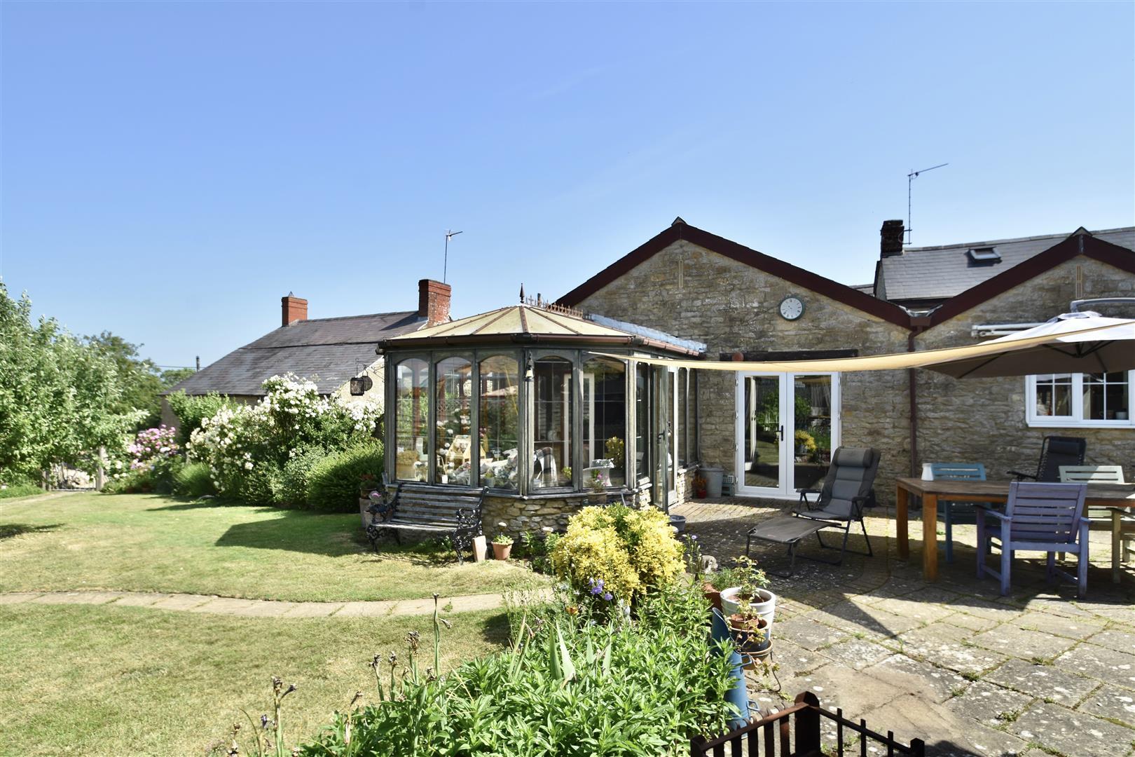 Property Image e3ac6110-3e36-4ede-9a8b-0facb90ddcd2