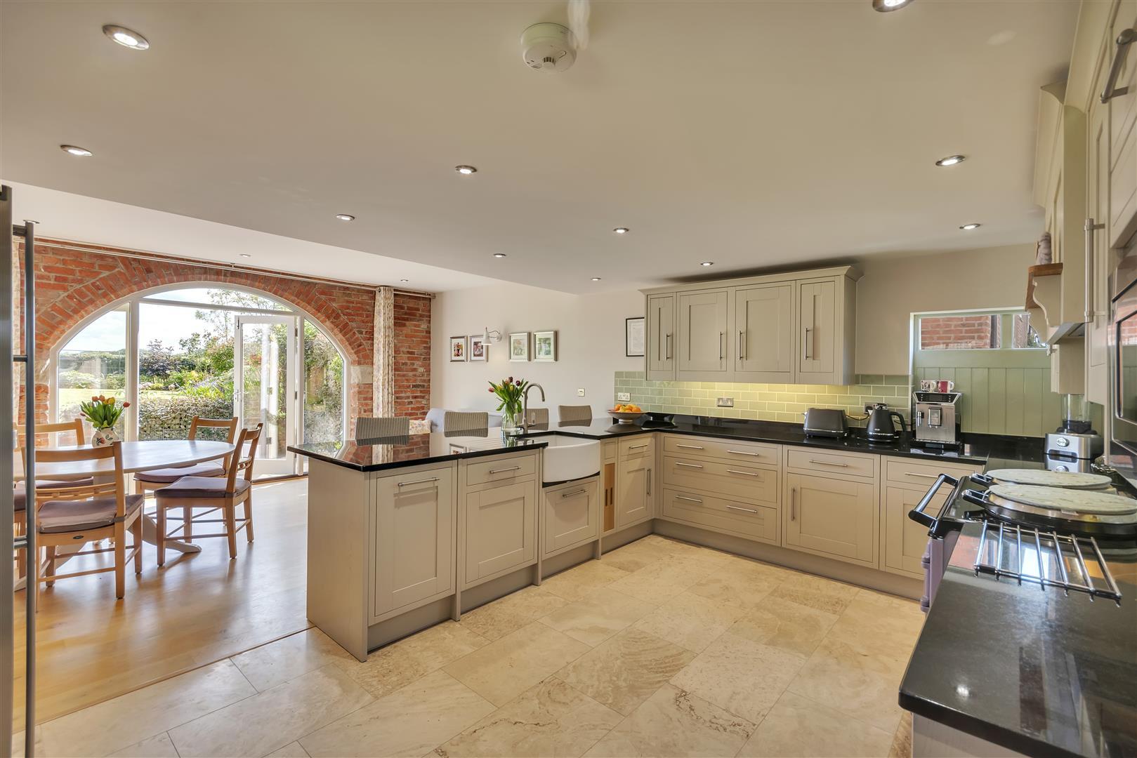 Property Image e3af9622-2432-49e0-a7a9-7f2039ffdcf6