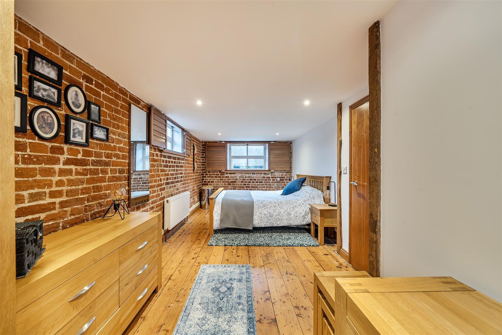 Property Image e3bf7df6-5e95-4906-9cde-f2c016f78ea1