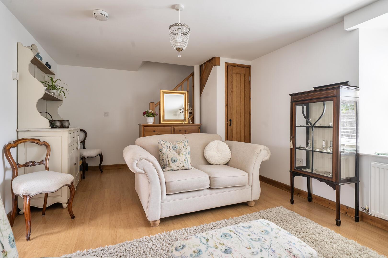 Property Image e3d2fb2e-2e5e-40a1-9e40-981b3af58d48