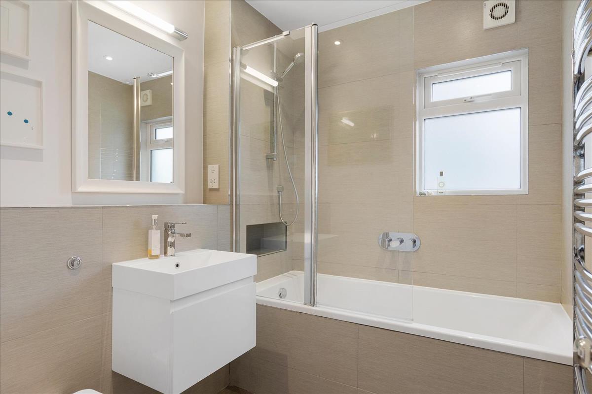 Property Image e3d9cd0c-5d7d-4205-b9f0-33a8b0cbeff2