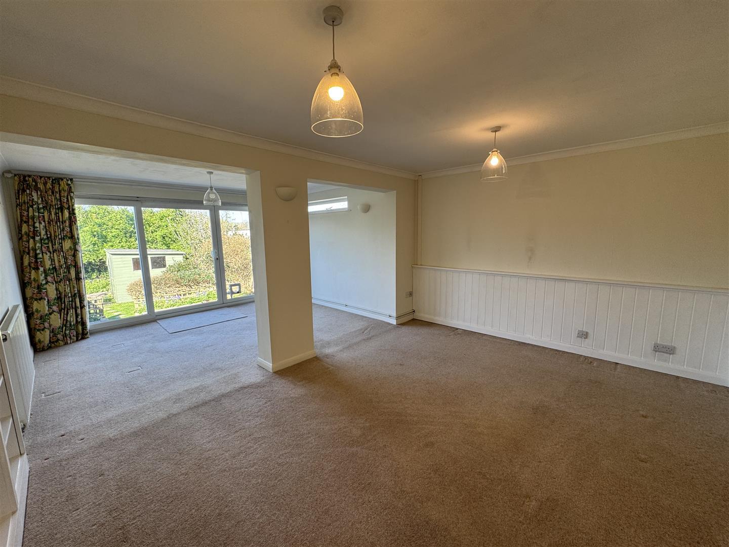 Property Image e3dceb9e-e1c4-47fa-9aaa-022822b5b10a