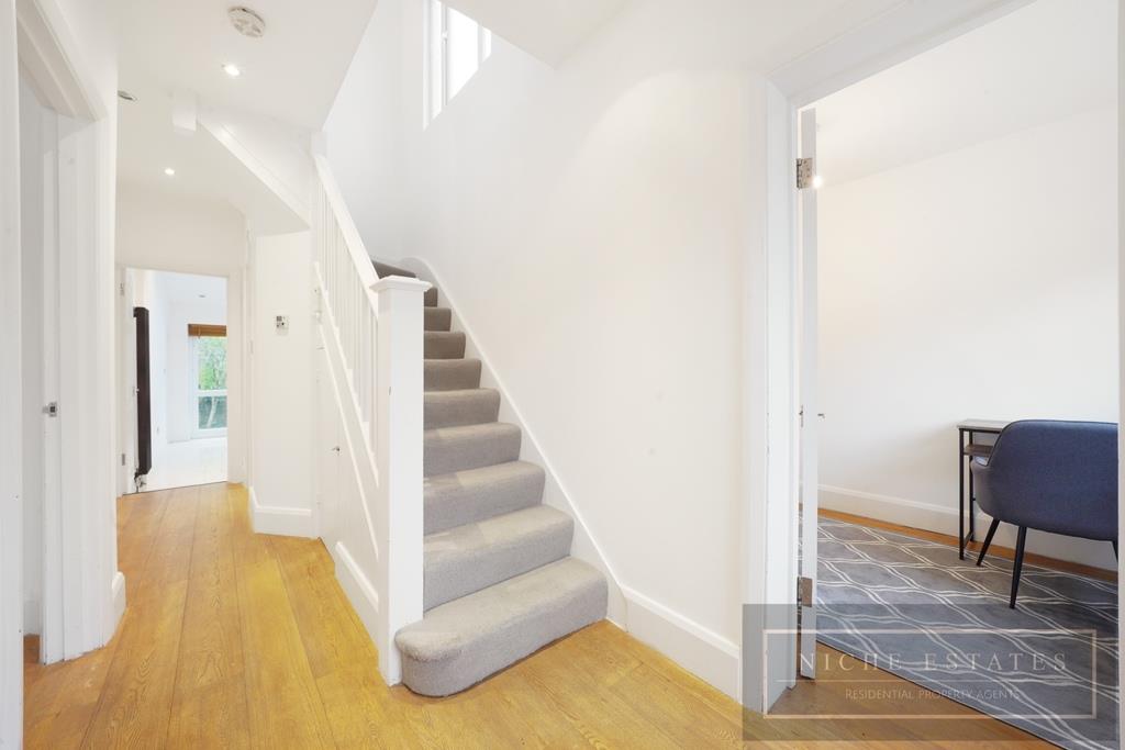 Property Image e3df44c2-5245-482f-8982-7cba5ffe1b71