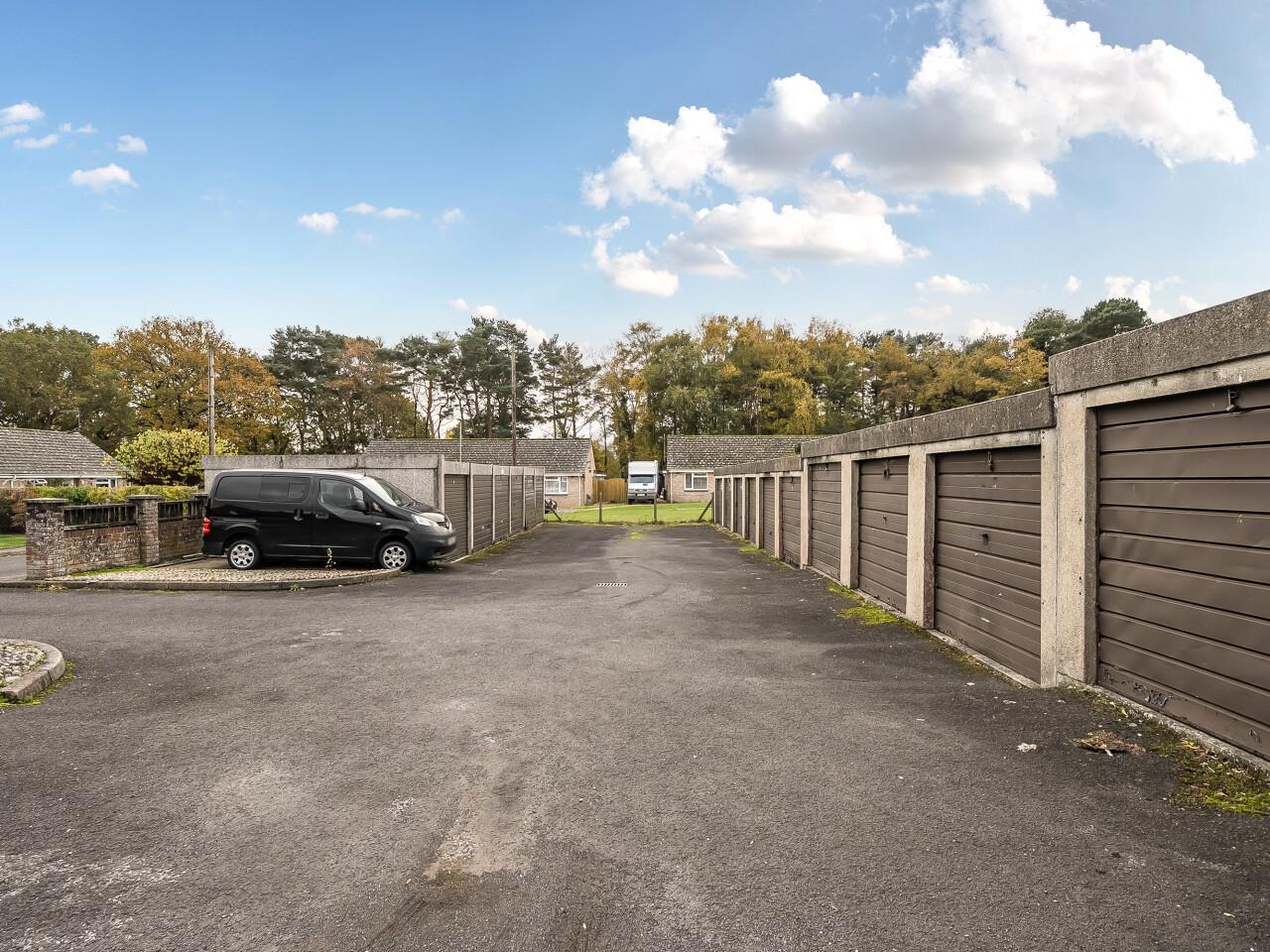 Property Image e3e76ded-faf5-4352-b397-11d95f6efecc