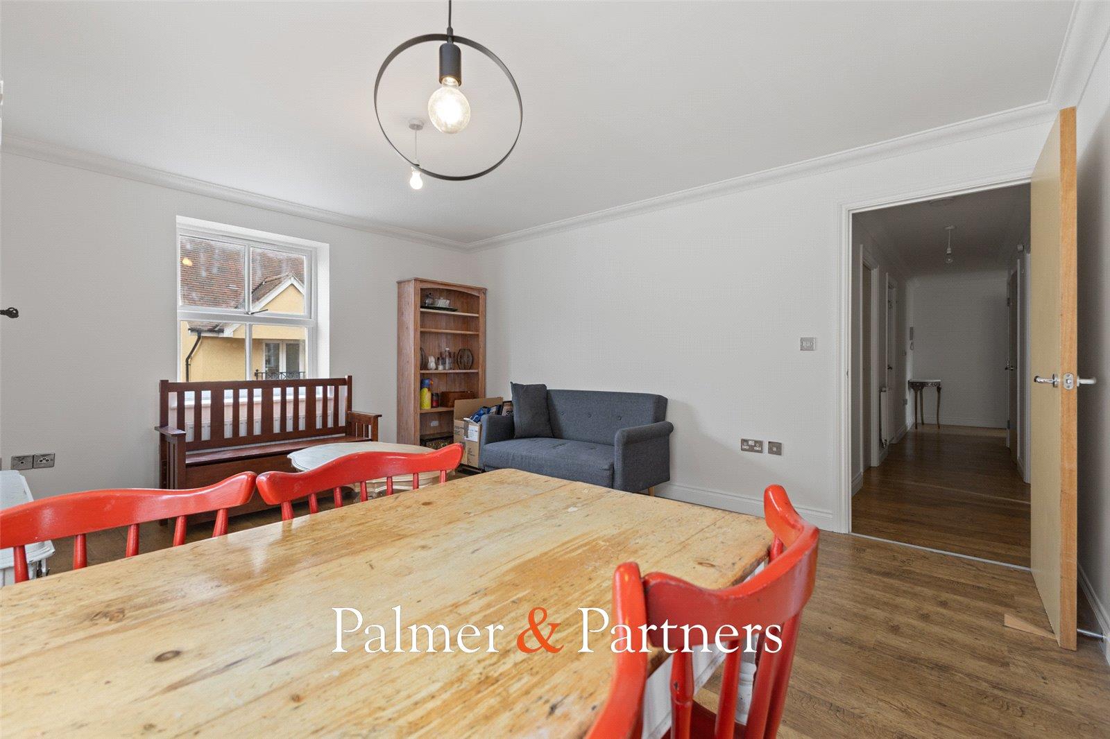 Property Image e3e897e3-3a91-48ad-b122-bd5070d2cb72
