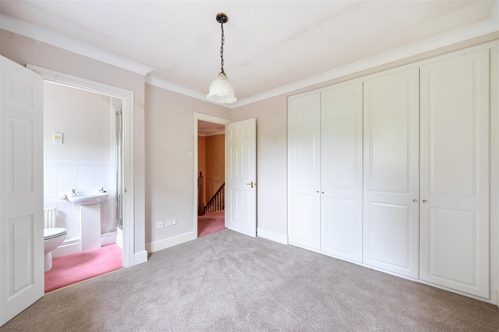 Property Image e3ee8148-5dcb-4fb0-b6b6-cfba37ec1383