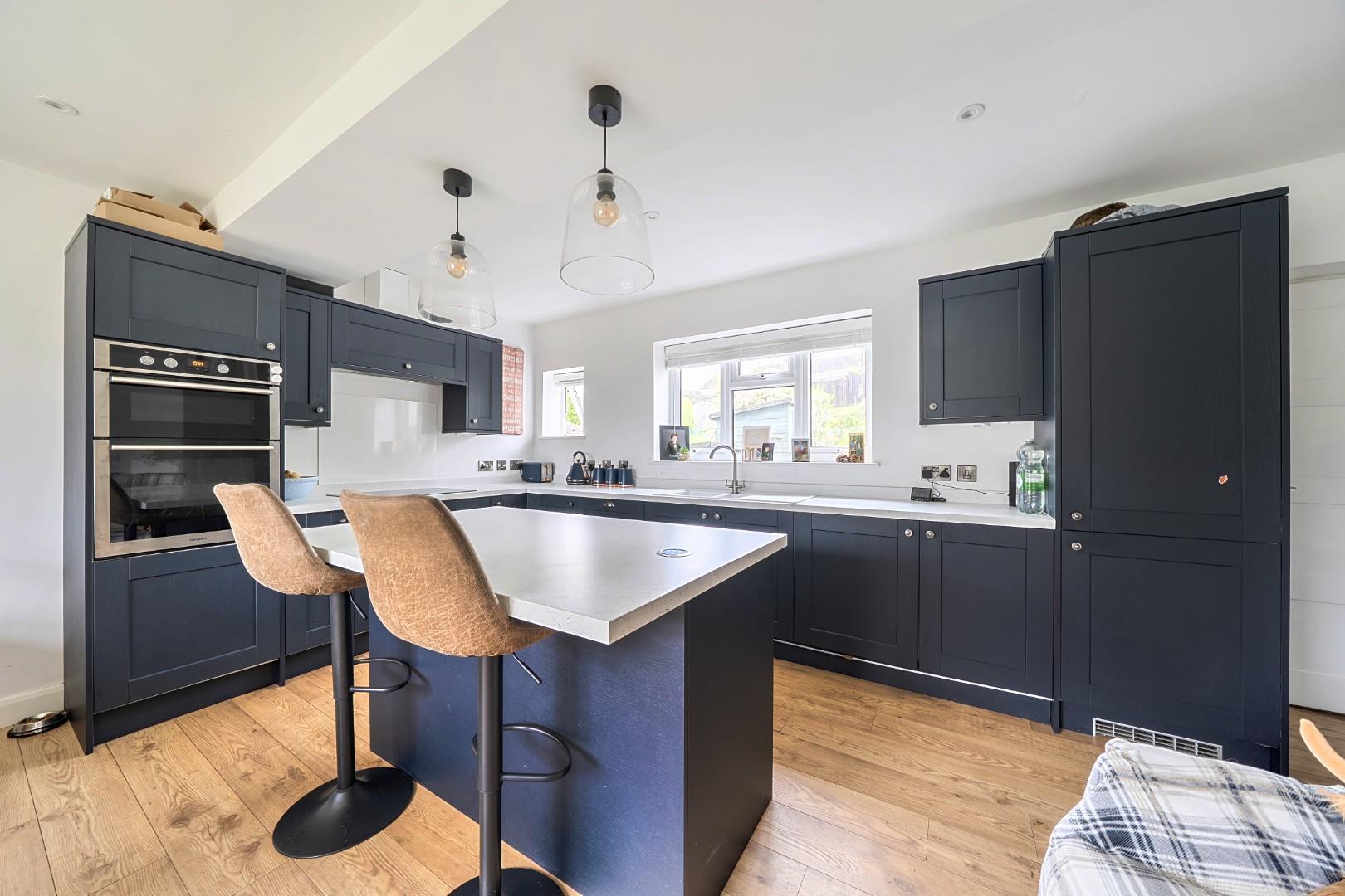Property Image e3efe61b-f907-453e-b244-301bb183d985