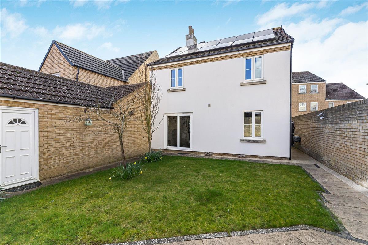 Property Image e3fc3ea3-d78b-4766-828a-518856f72e2e