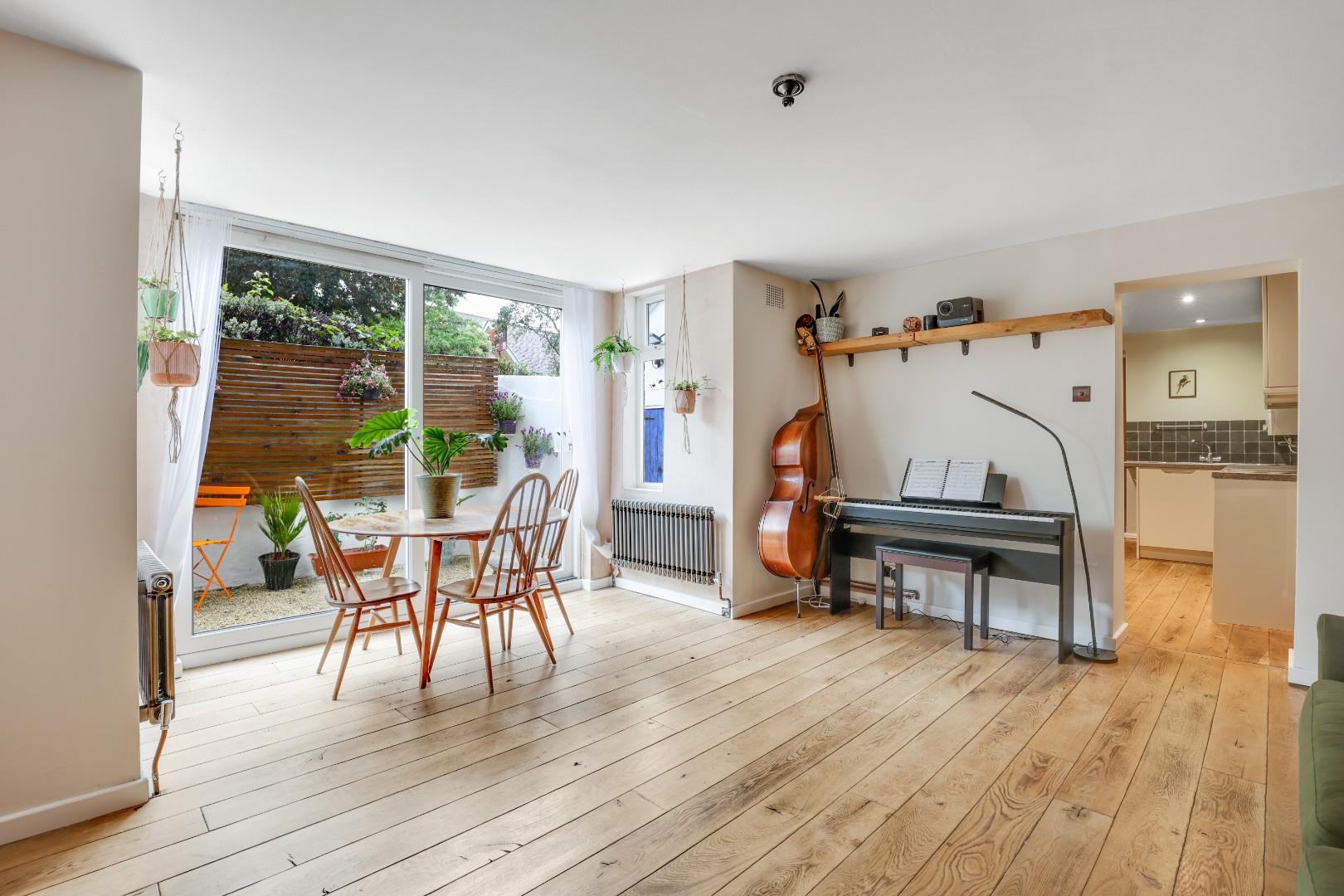 Property Image e404399b-4a94-4268-a541-99e331e651a2