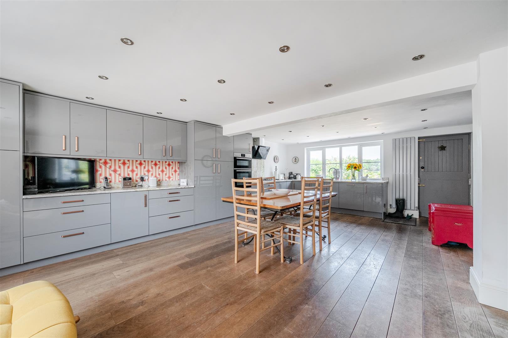 Property Image e40d6e1b-5b4a-4864-a634-c70c966d8927