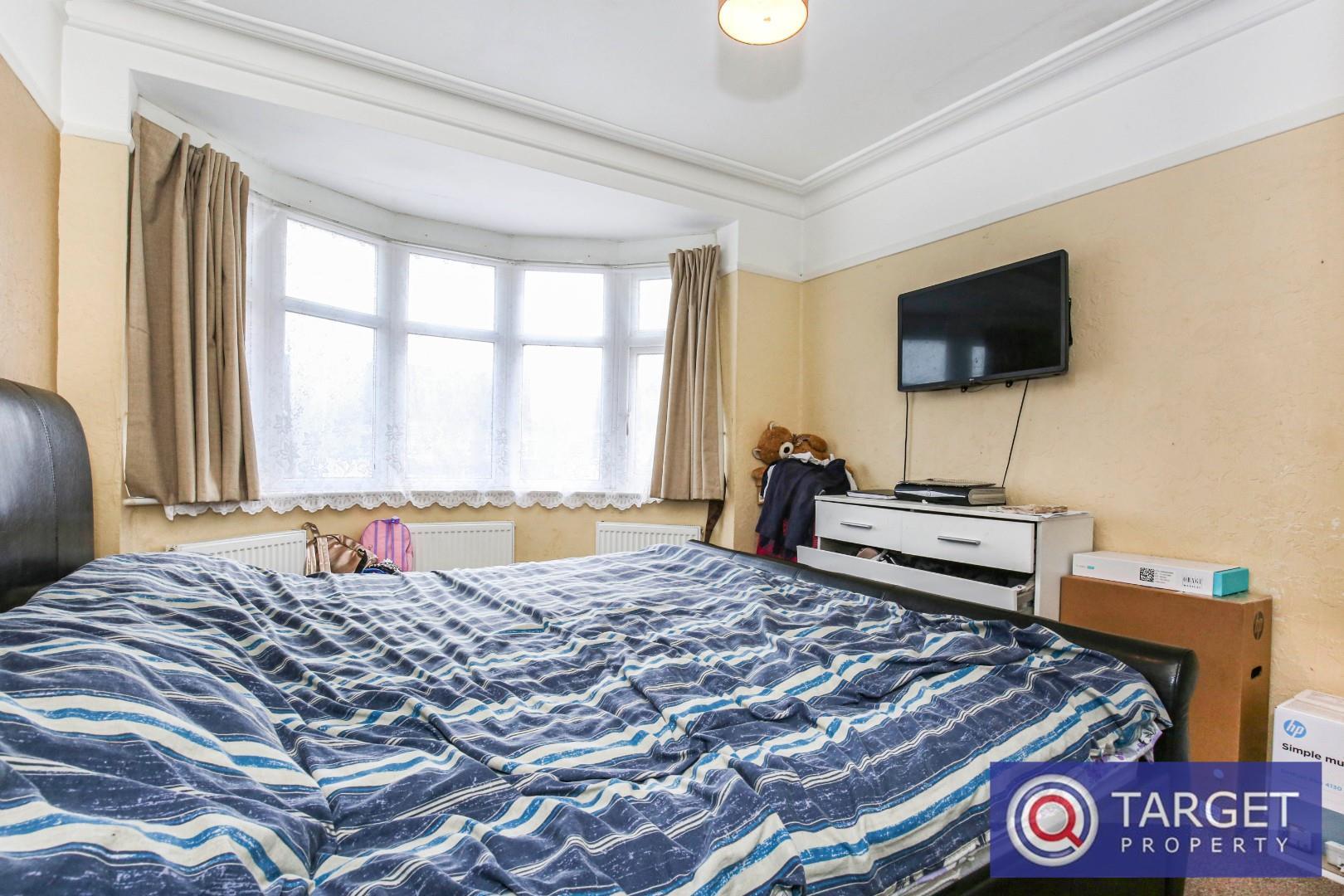 Property Image e4161c9b-77c1-42dd-be0c-47814077999f