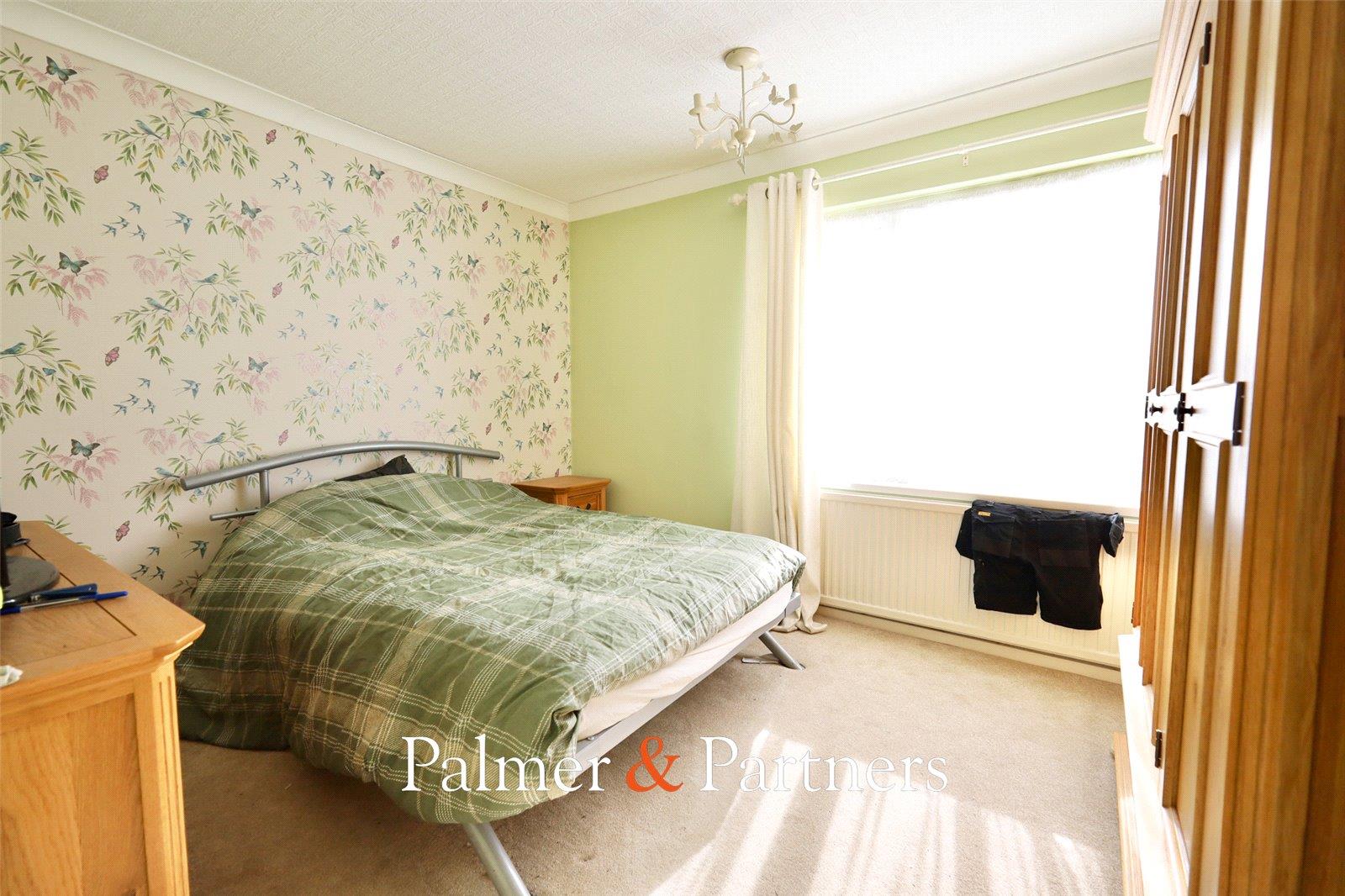 Property Image e423e015-af97-4b49-aee5-da3a077cb2ab