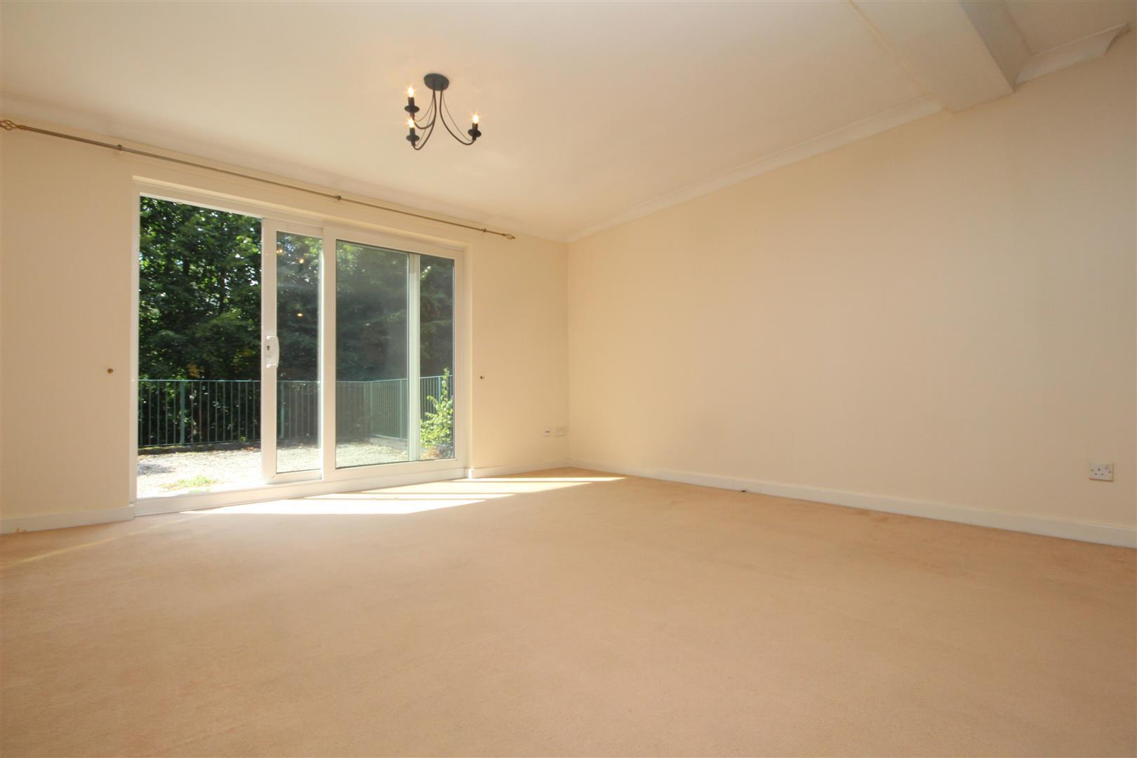 Property Image e43270b3-5e50-41ad-b630-36e198b00e5c
