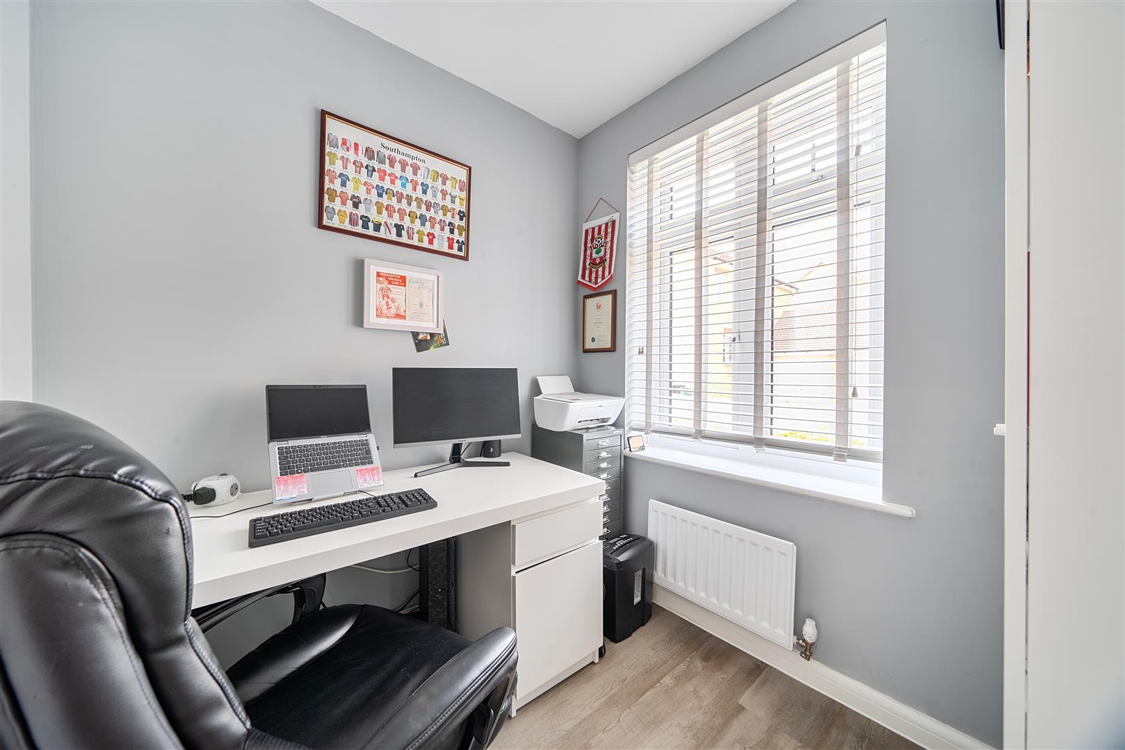 Property Image e43e16fd-1635-4bda-a275-98ae1125e047
