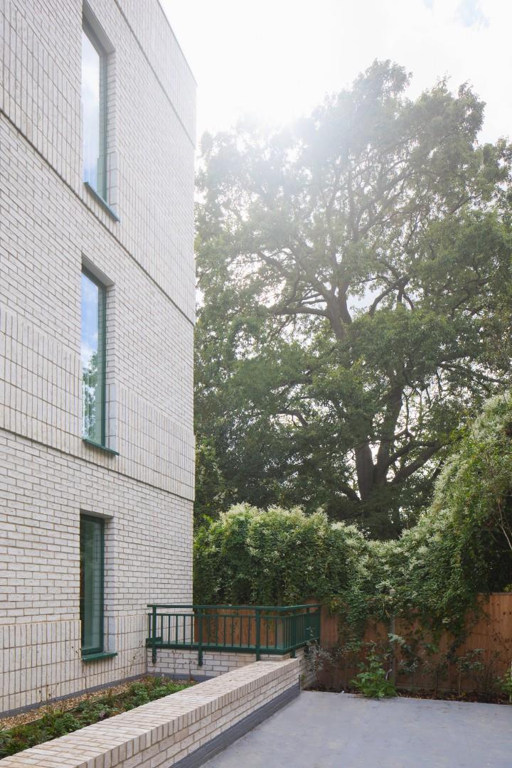 Property Image e44d7900-bada-406f-b2ff-03a3c9776178