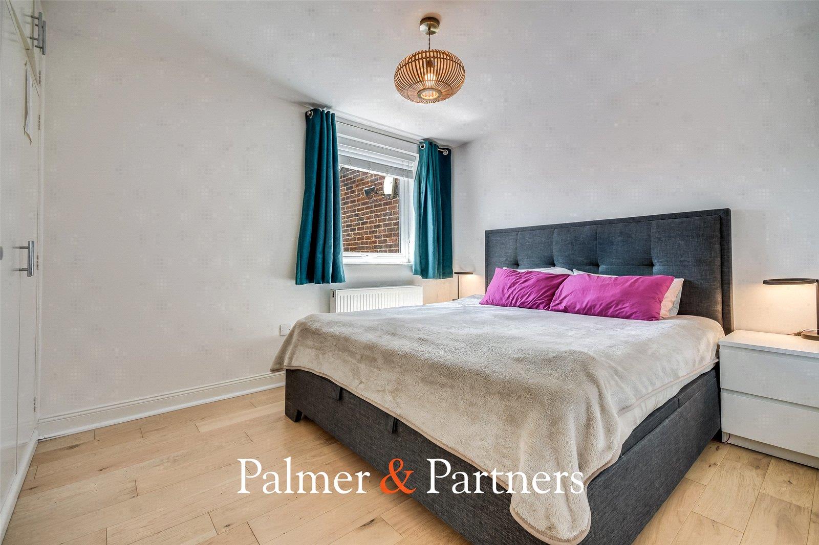 Property Image e453725b-fc3e-4c76-856c-56f3512c722e