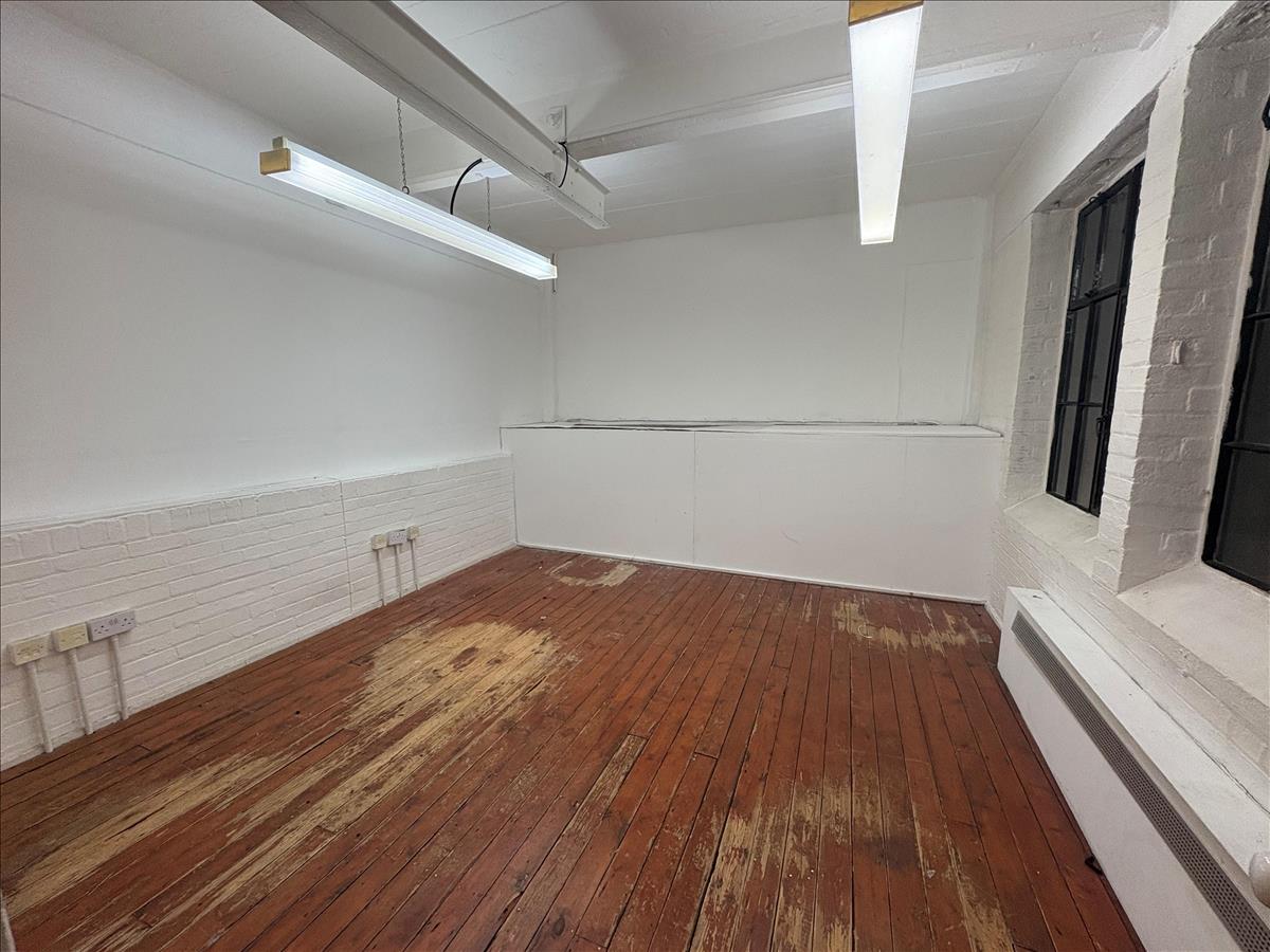 Property Image e4574df2-b217-43d6-9ec6-62e1e7605ac2