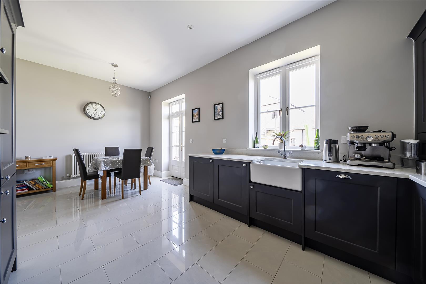 Property Image e476cfc6-b7d4-4a7c-b9ae-7ce1a792cd6c
