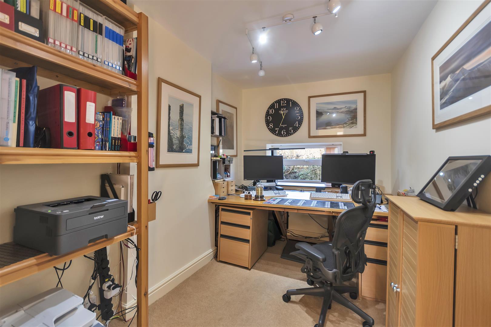Property Image e478d883-8232-4ace-af33-2ee971867260