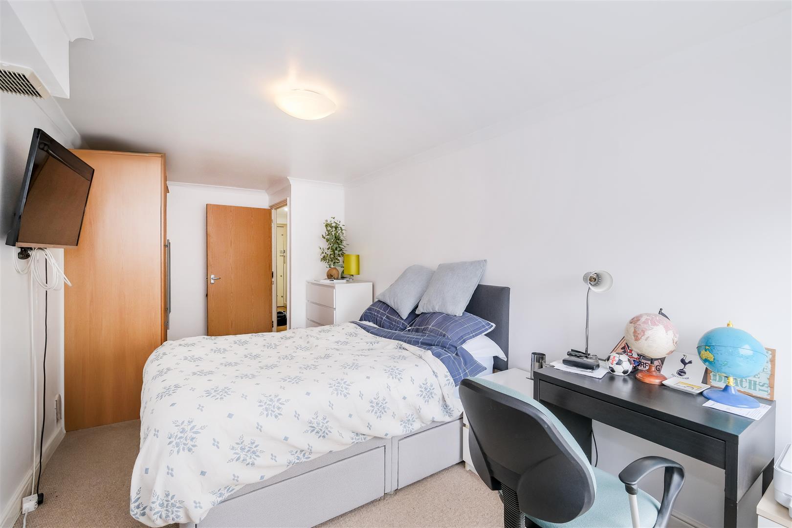 Property Image e47e74e7-09a2-416c-8e77-053a0c089182