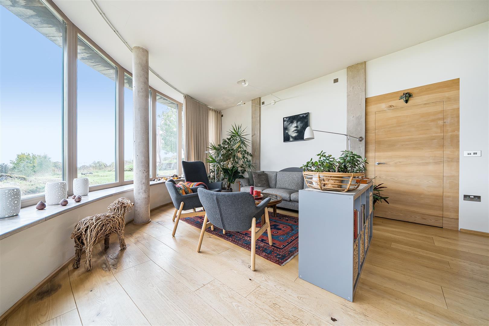 Property Image e49080b4-1a2b-401f-8fa3-fc93697c6f4d