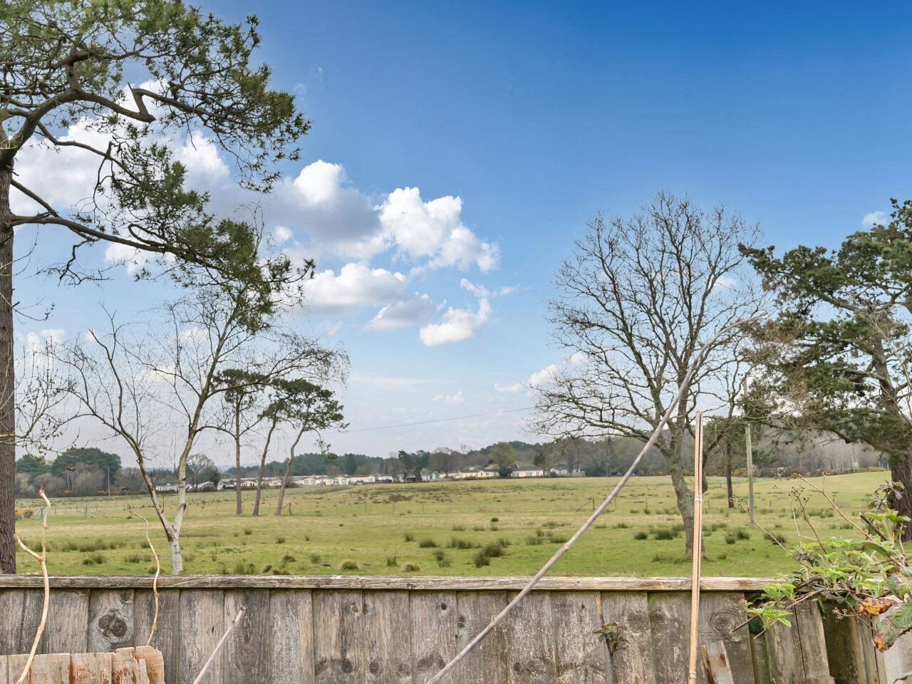 Property Image e49bd4a7-363a-4d86-93e4-0b53b1a60a45