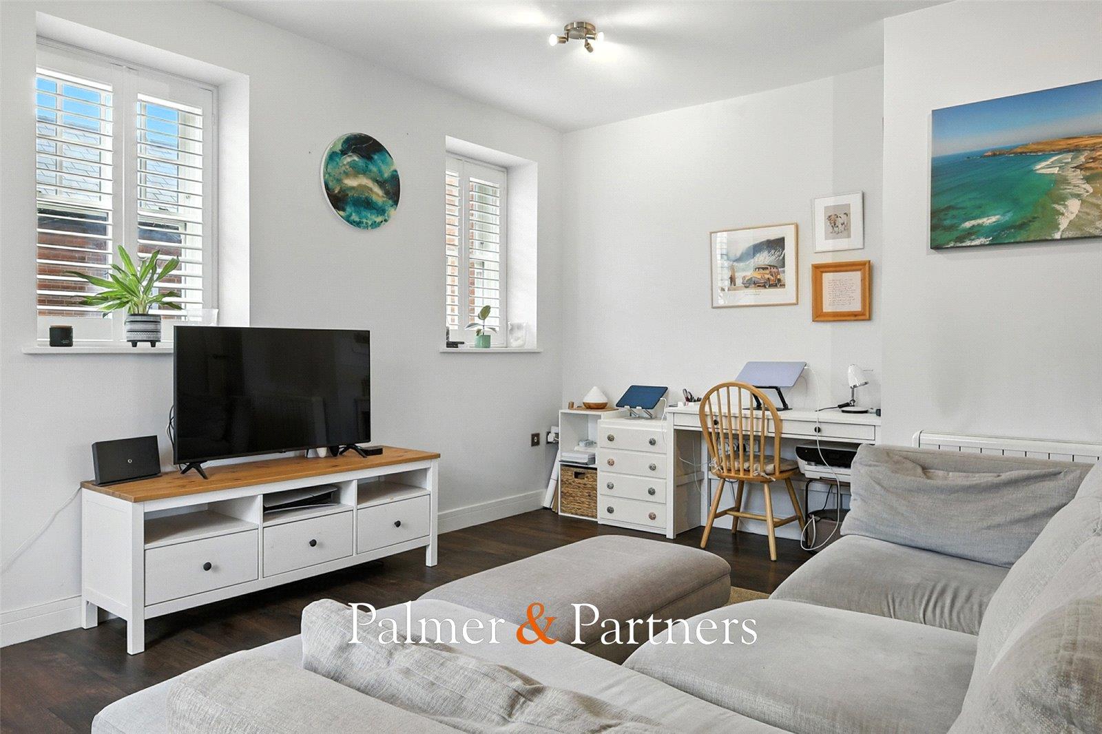 Property Image e49f4687-478b-40f1-808b-112080d4ed56