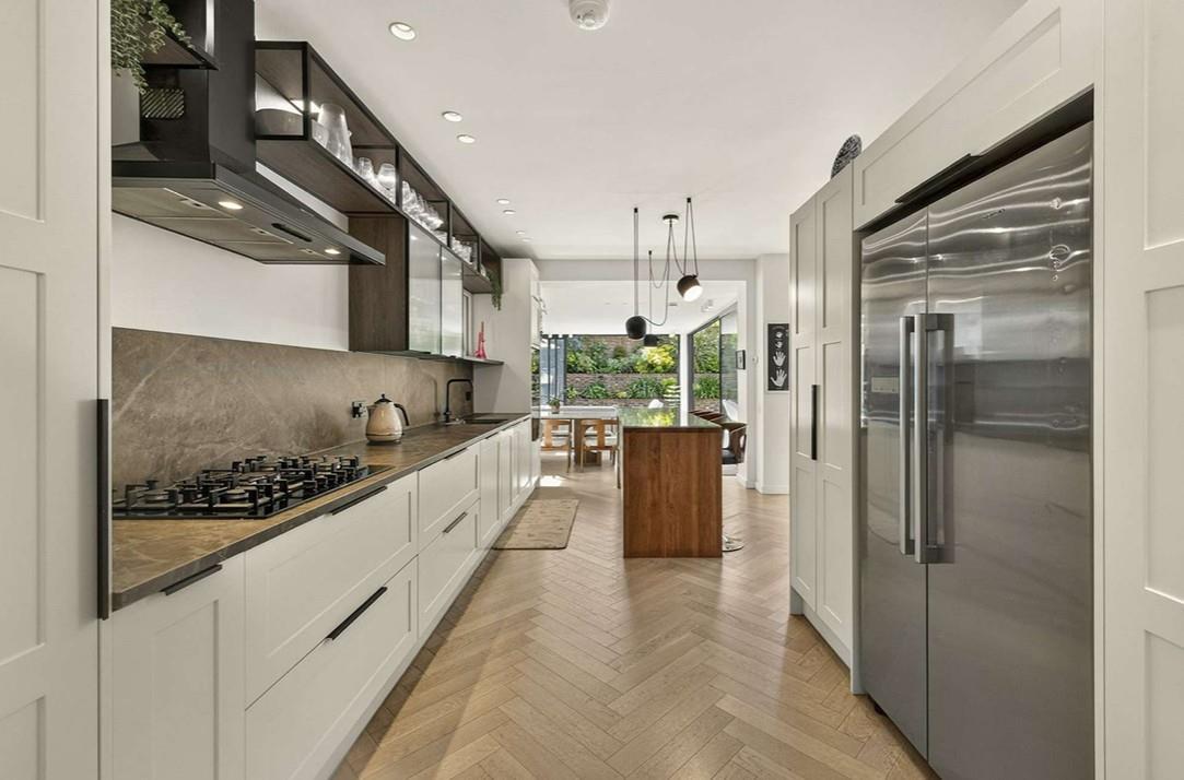 Property Image e4b21a5a-a02c-4132-ba0d-44f3ad9f2fae