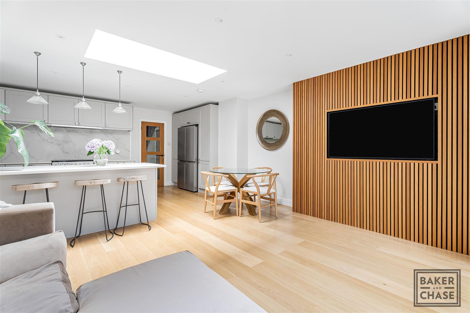 Property Image e4b9c269-f656-4a96-8b1f-f2e812371c7c