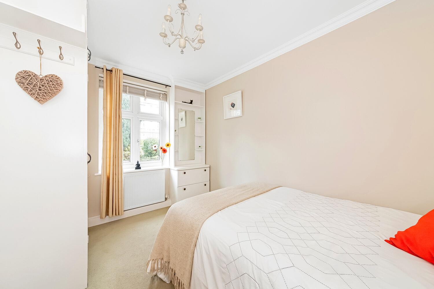 Property Image e4bd1a44-de31-4077-9fd3-a7b54c0d63b4