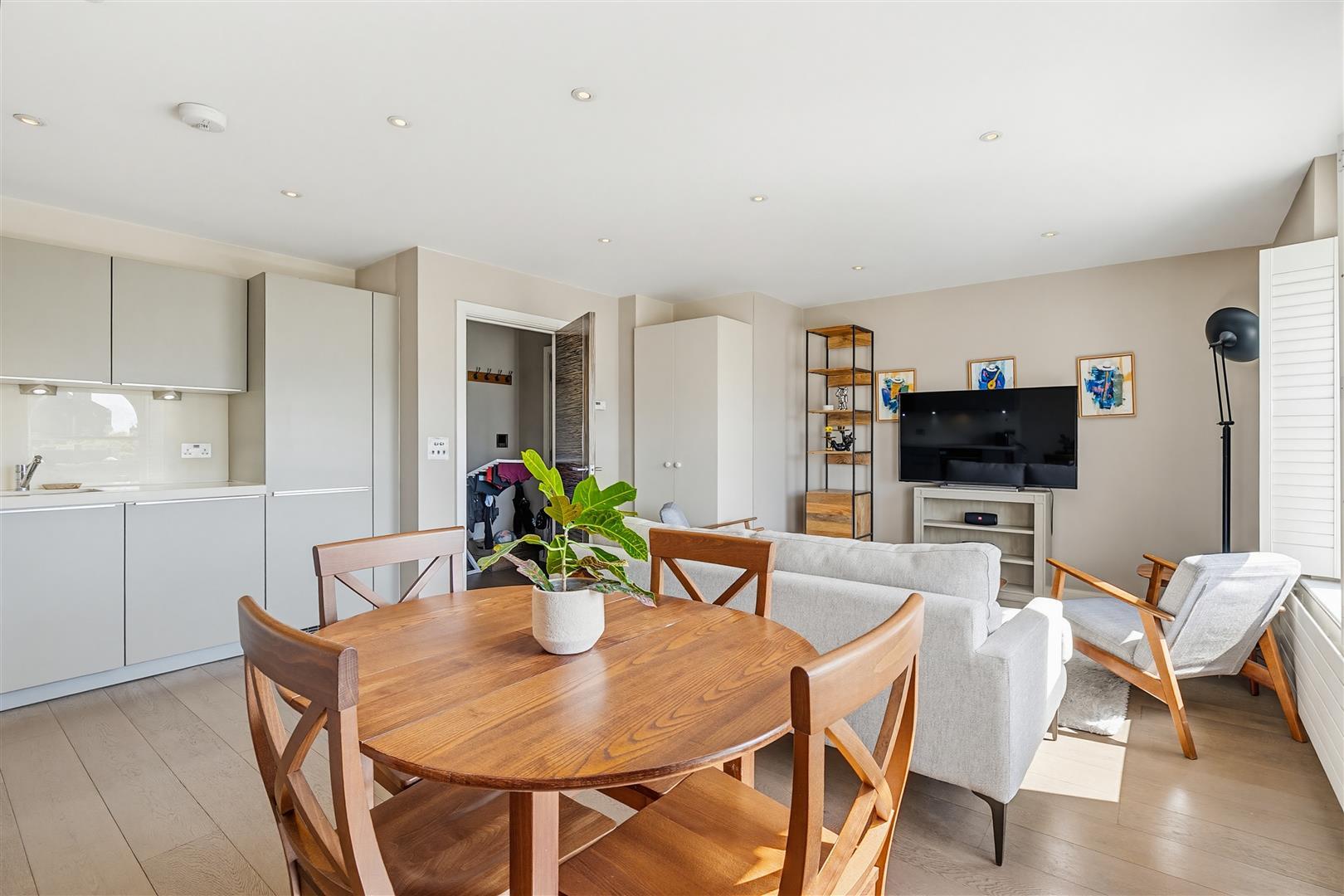 Property Image e4bff358-69b3-4ddb-a237-31046a75369d
