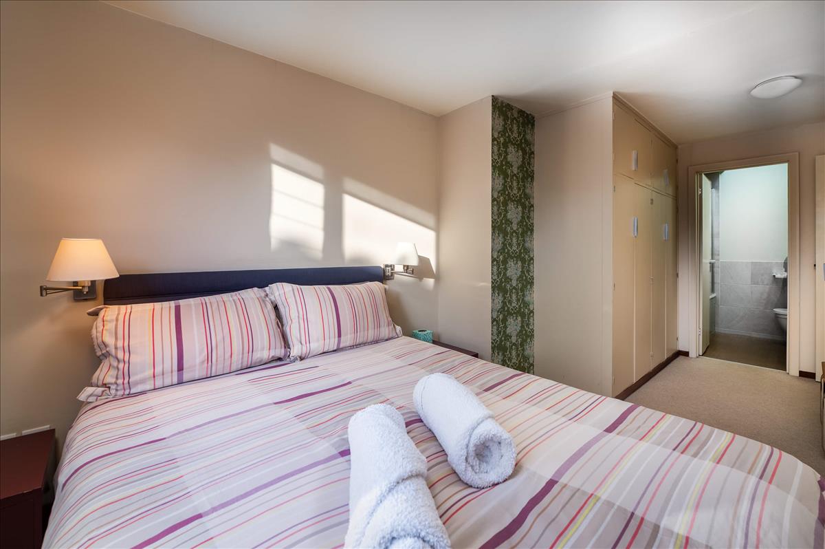 Property Image e4c34a84-26f8-4d8a-9653-f517b3e1fbea