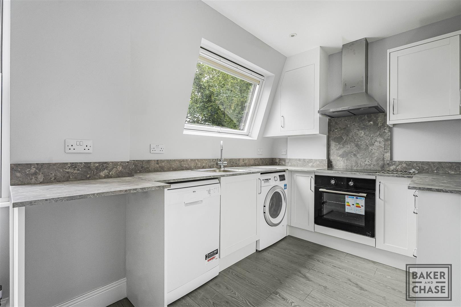 Property Image e4dd9334-0f17-4505-8cff-2d33d386479d
