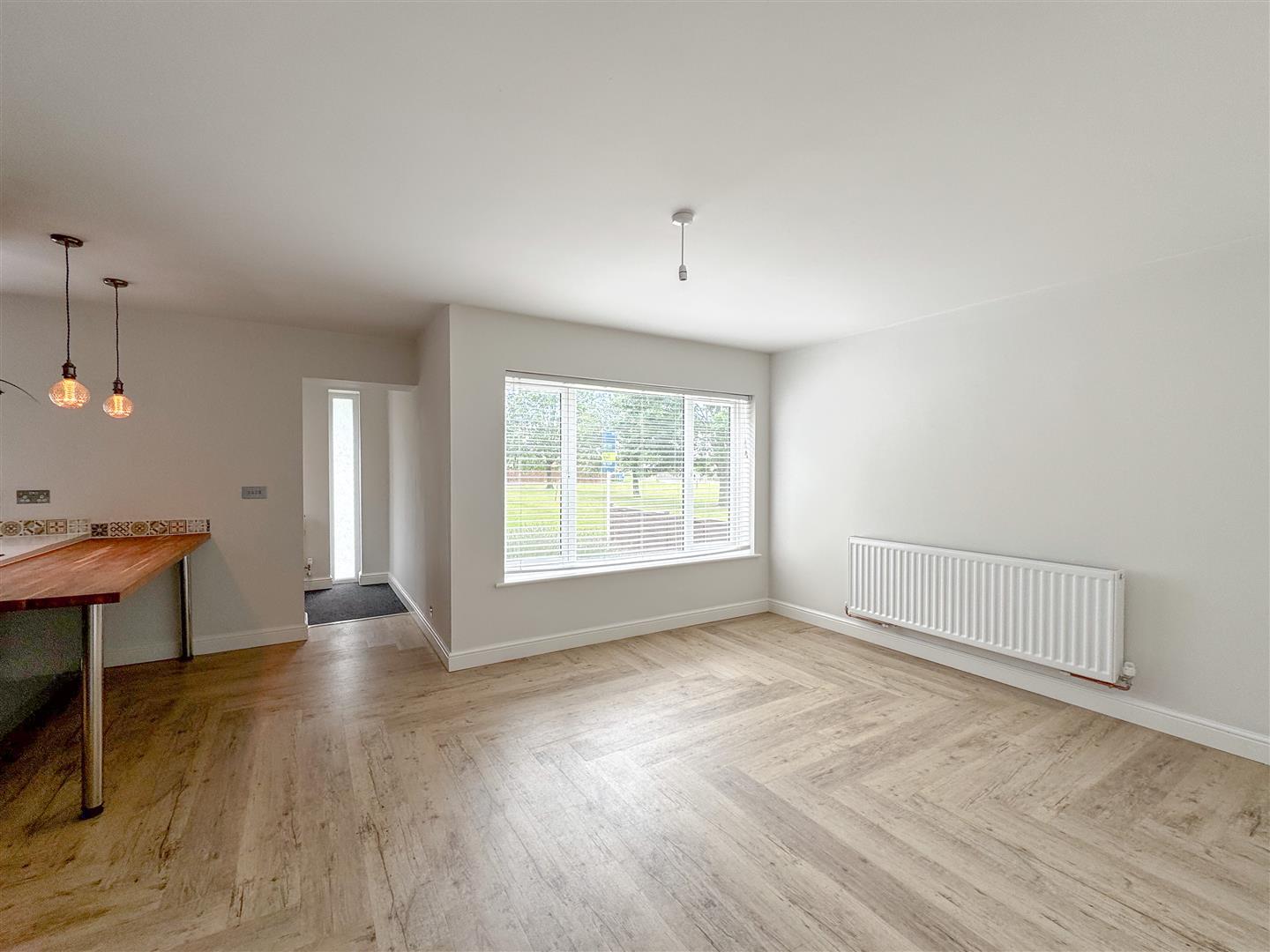 Property Image e4dd9e54-48f3-46cf-9eac-2aa010071c7a