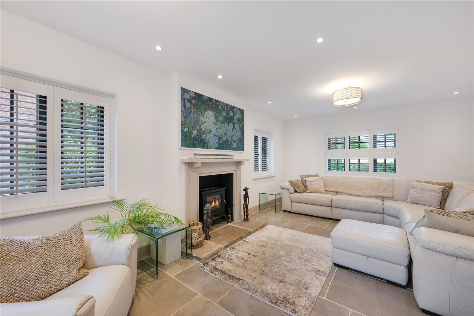 Property Image e4e9ae22-2ca2-49ac-bb85-9a2725c1fdb1