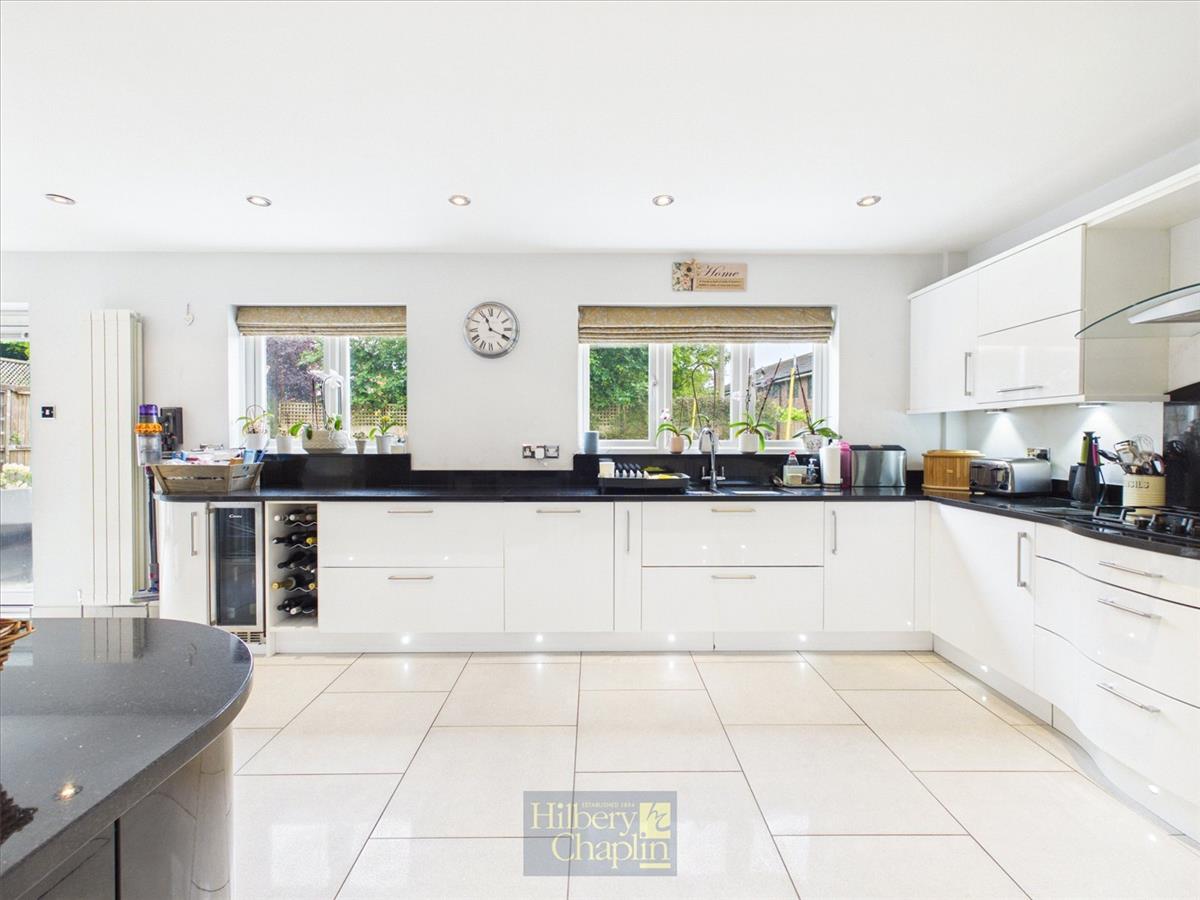 Property Image e4feba9b-1675-4c37-9c9e-21af68f9fe50