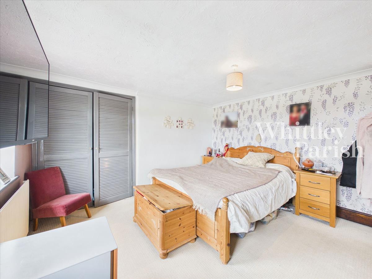 Property Image e51cd138-f362-4f0a-9ada-18d28f28f46f