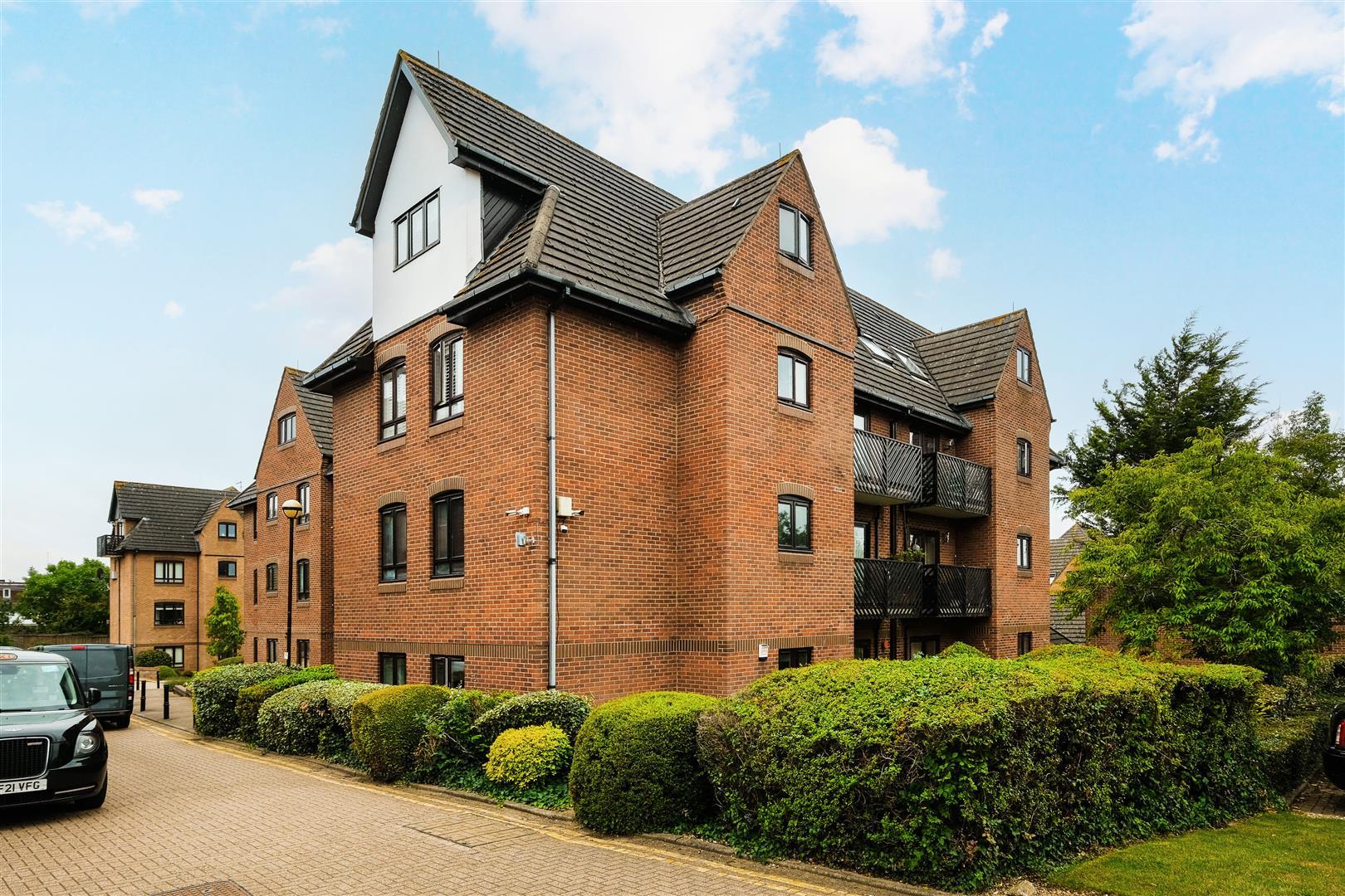 Property Image e5244696-8e53-48dd-9f3d-e06d63107496