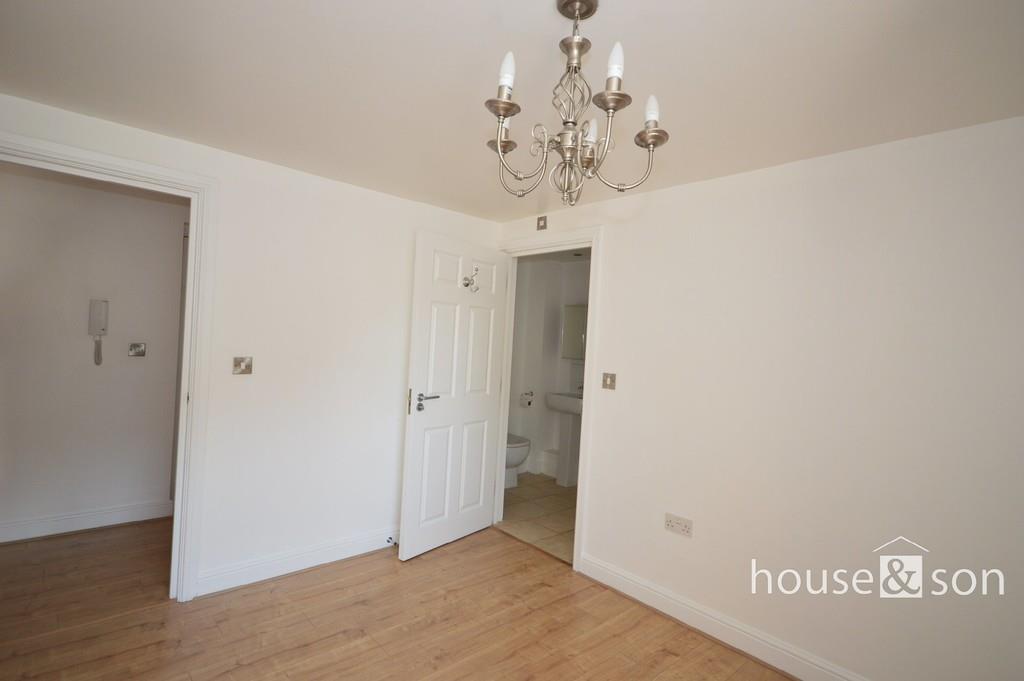 Property Image e52a86a5-7c85-4d33-a30d-2a1ac38c52c3