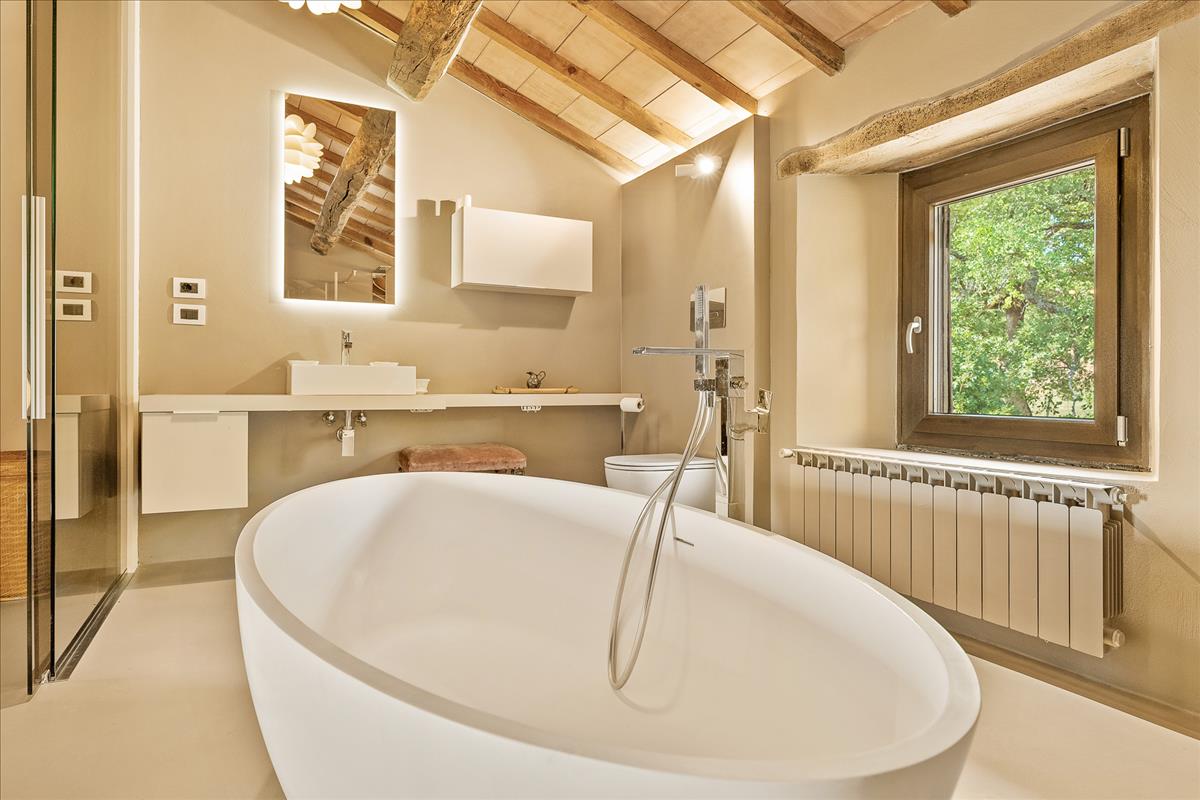 Property Image e52afdb9-9e42-4ec6-95c9-6d965380c2fc