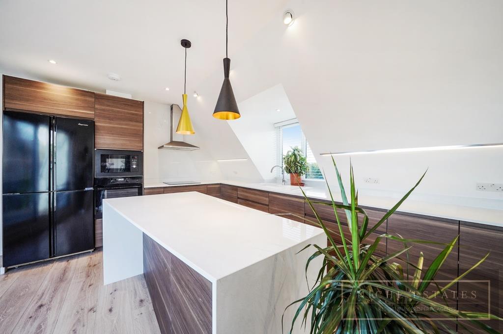 Property Image e54859ff-fa96-4e93-9649-1288a79f23c0