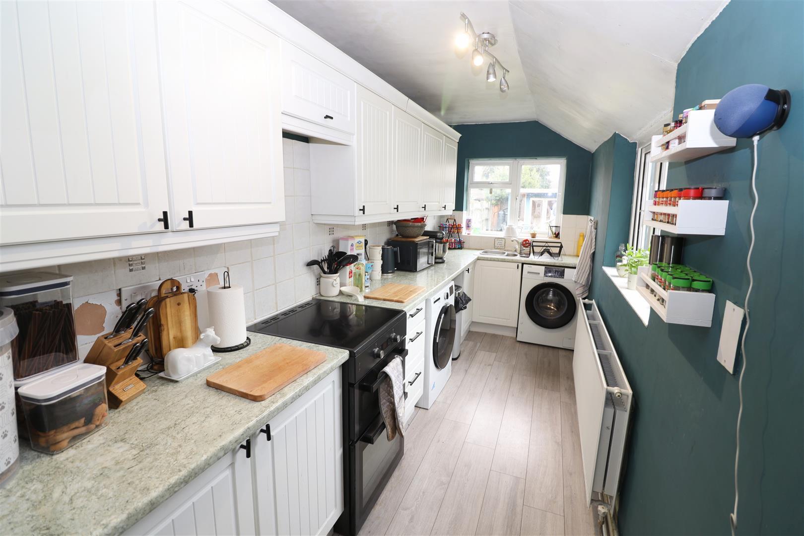 Property Image e54e4ca9-5bef-483d-a69c-1373d5181c7b
