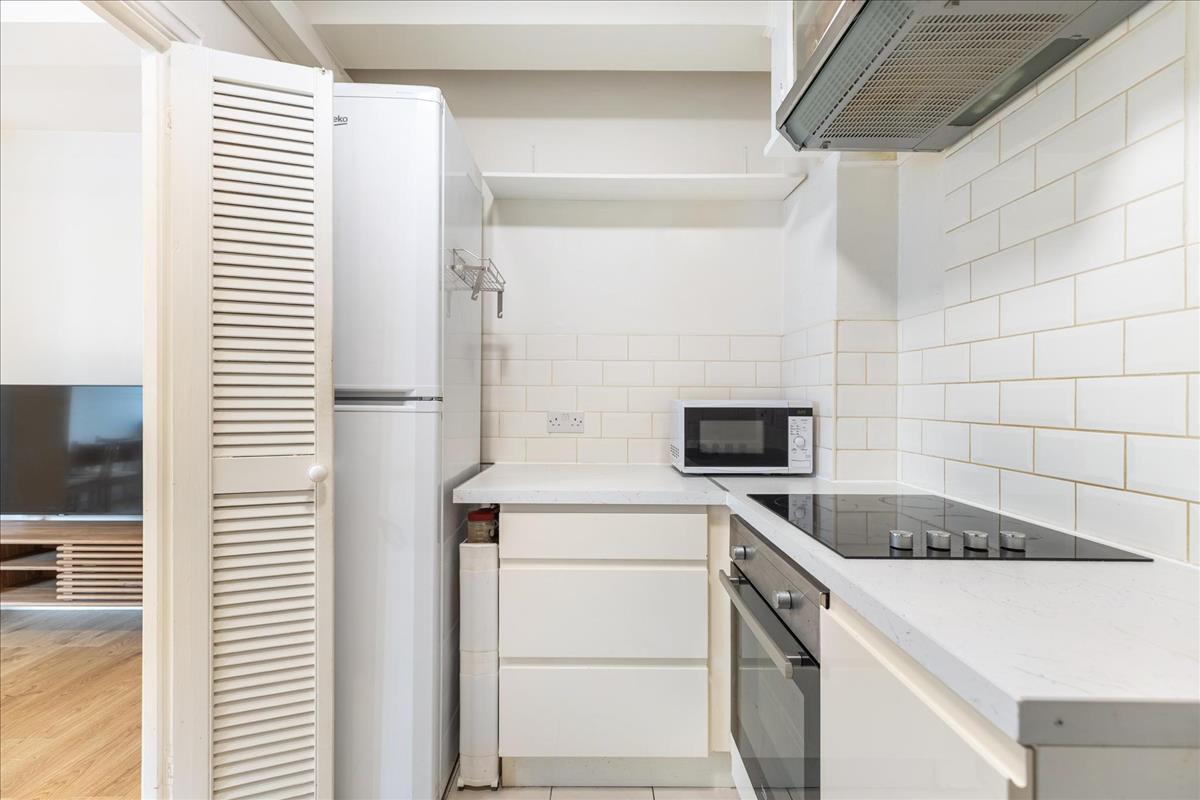 Property Image e552d2af-641d-465f-9c2f-fcf08e054c54