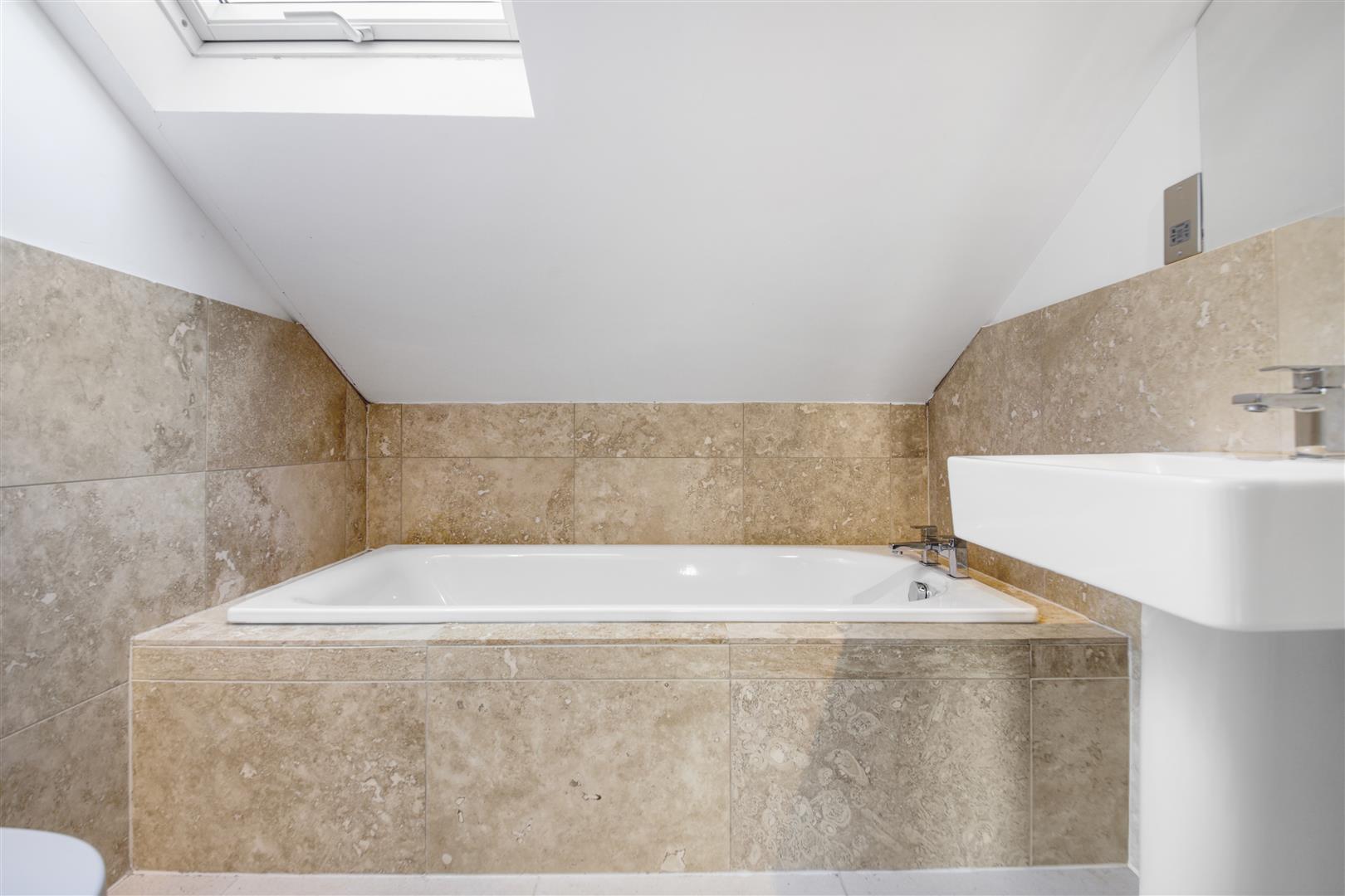 Property Image e555f543-4c6a-4c2c-8a65-b4c25800b2ba