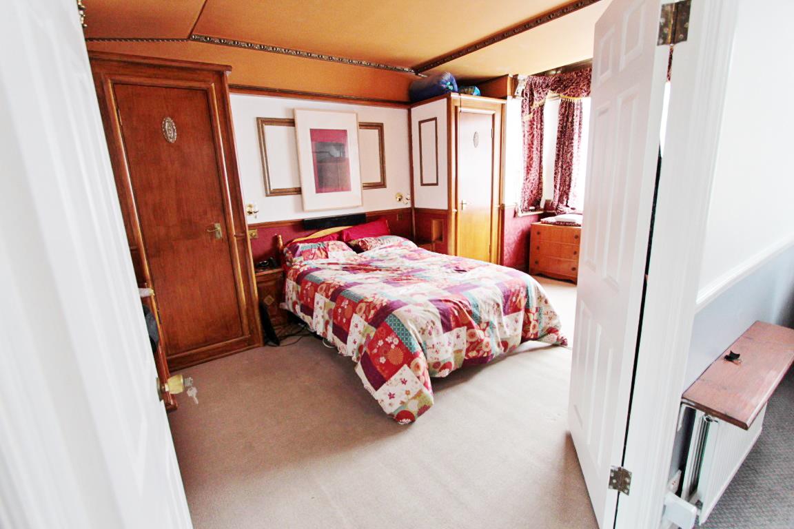 Property Image e5570828-81c5-4b94-9264-1f28570ade75