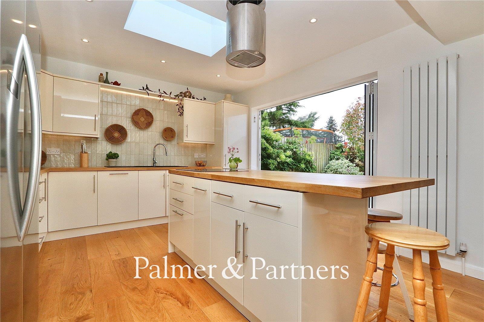Property Image e56c9eb6-dc9c-447c-8702-bf218c3143c6