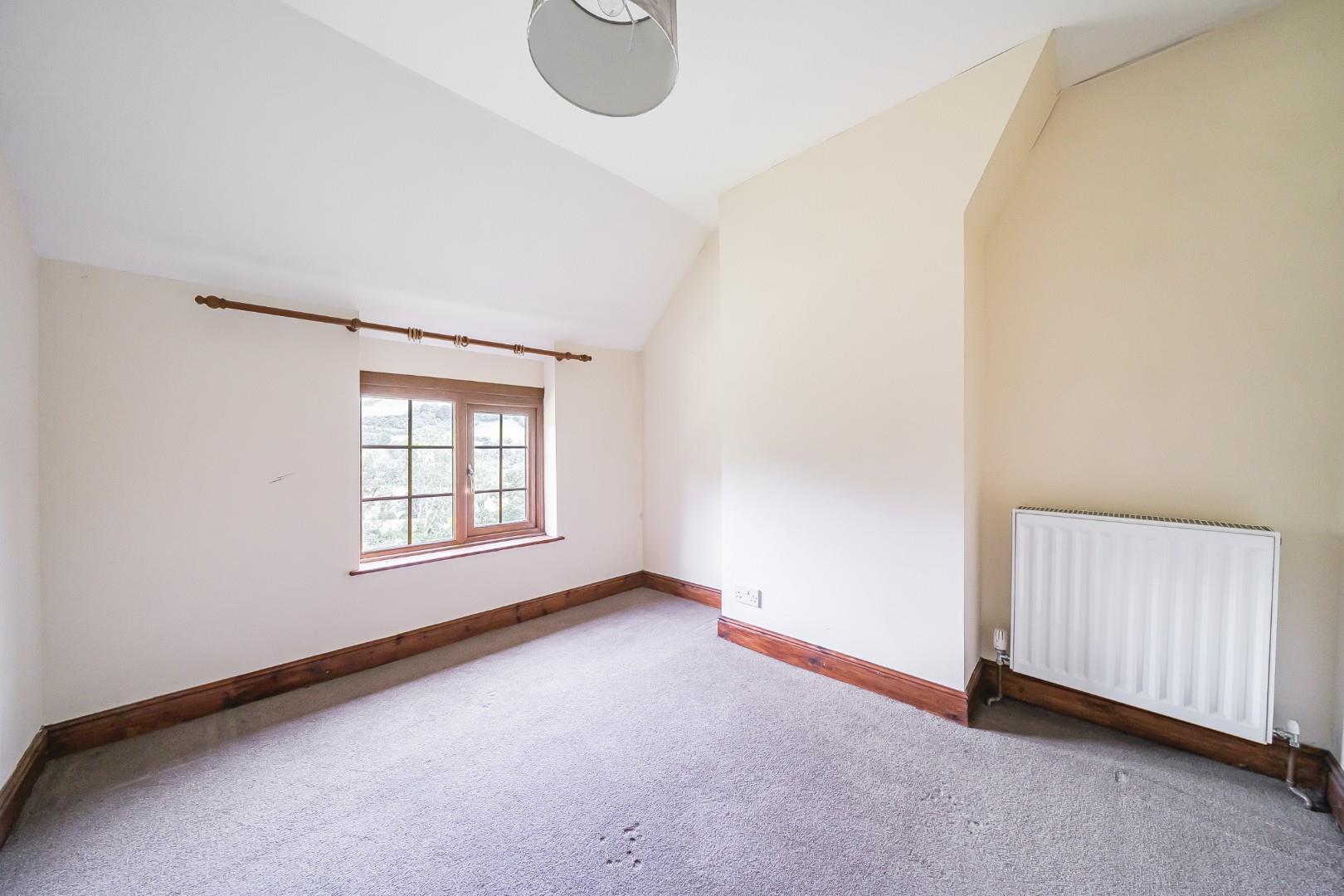 Property Image e585c028-40a5-4ea1-a61f-2e6ccefa4e82