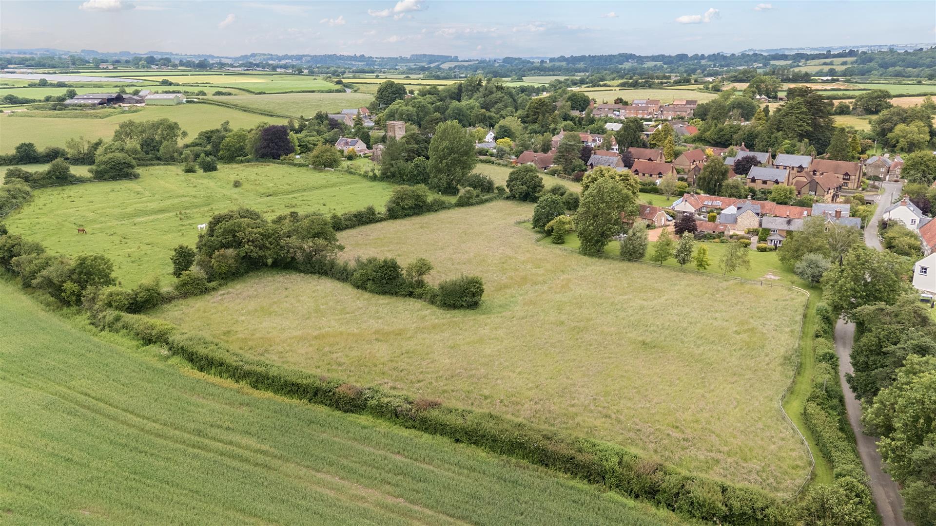 Property Image e5959f86-0969-47bc-821c-17254c76a4e1