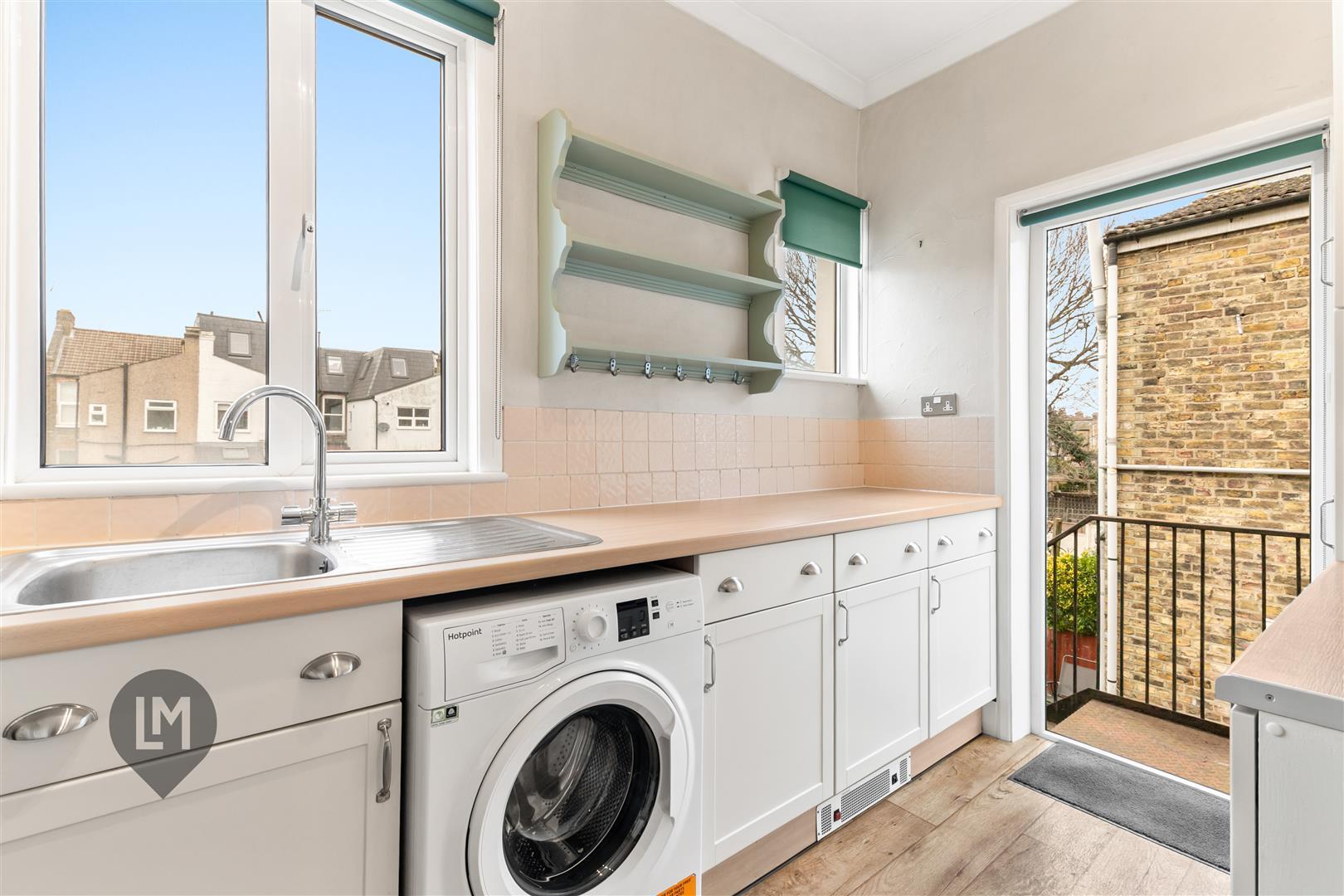 Property Image e5b0a283-ed6d-4c24-a666-d007a3e40b03