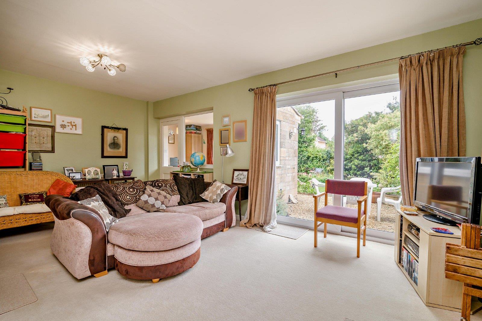 Property Image e5baa811-44f2-4222-9894-b3924770c7f3